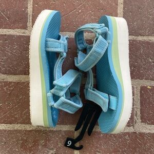 Time And True NWT Platform Nature Sandal